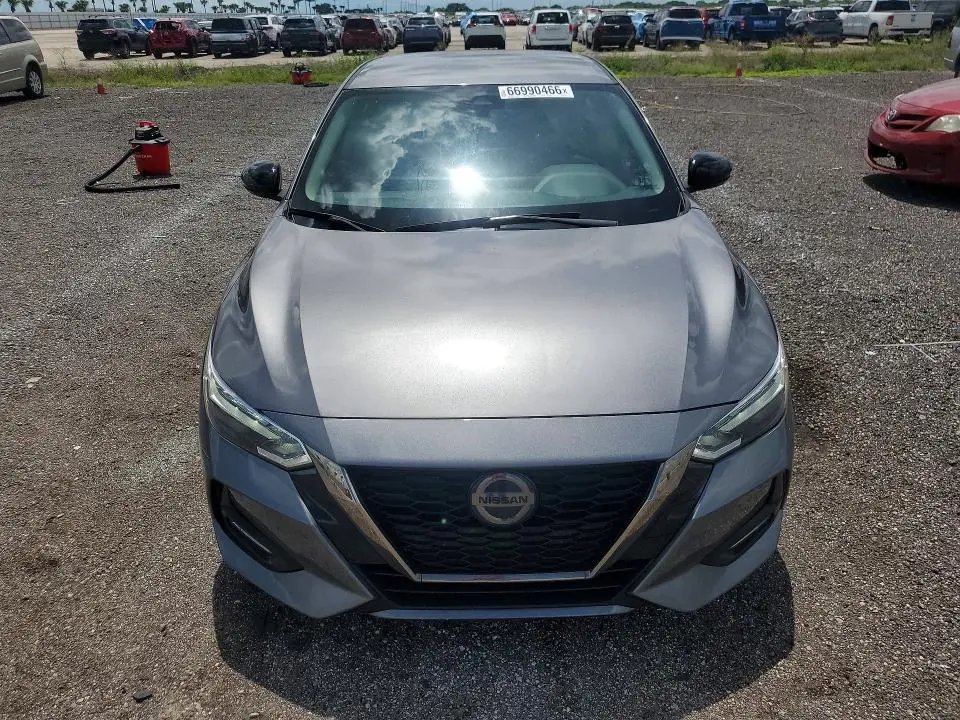 2021 NISSAN SENTRA SR  