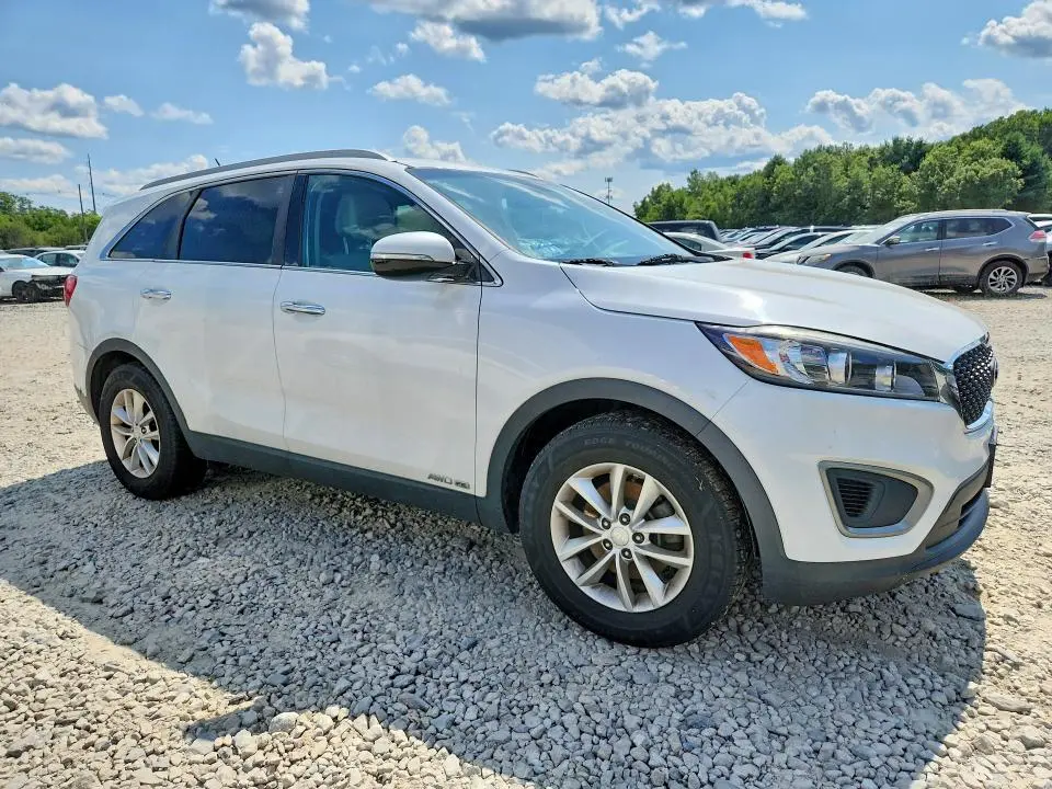 2016 KIA SORENTO LX V6  