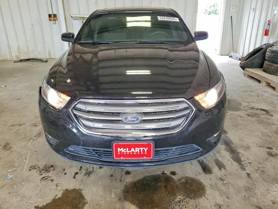 2019 FORD TAURUS SEL  