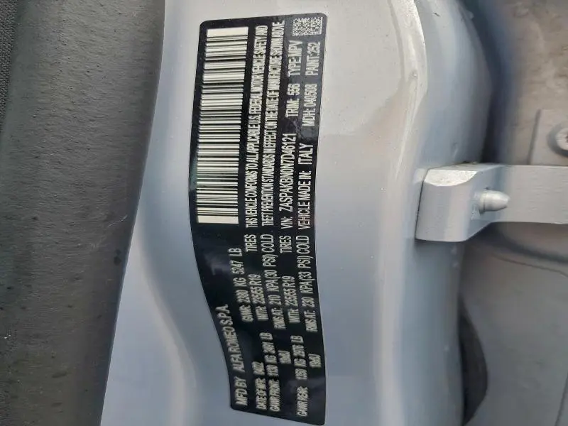 2022 ALFA ROMEO STELVIO TI  