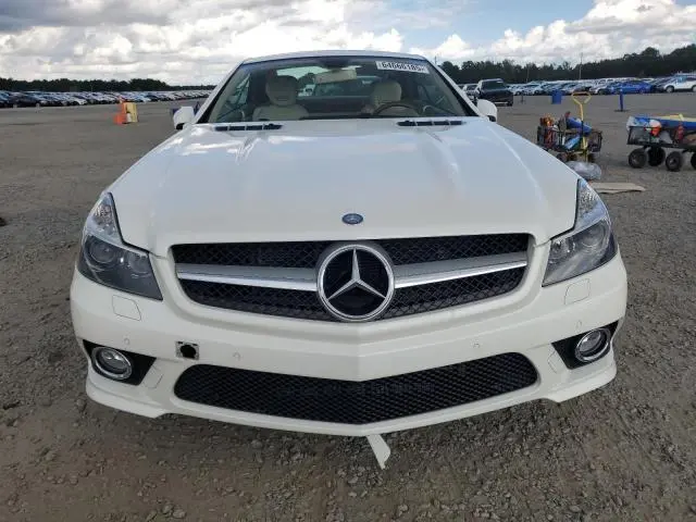 2011 MERCEDES-BENZ SL 550  