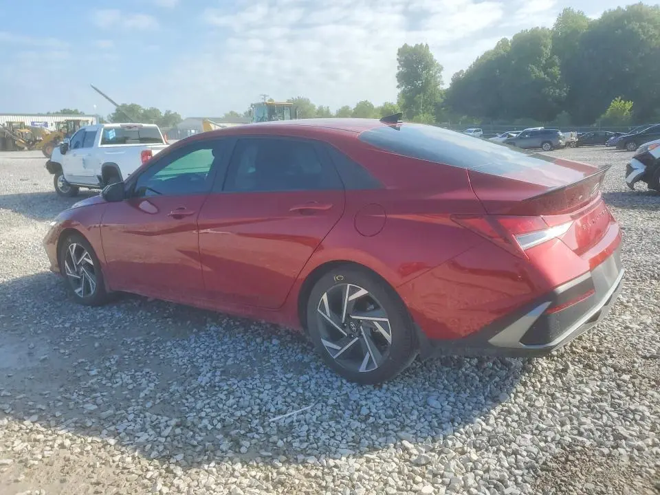 2025 HYUNDAI ELANTRA SEL SPORT  