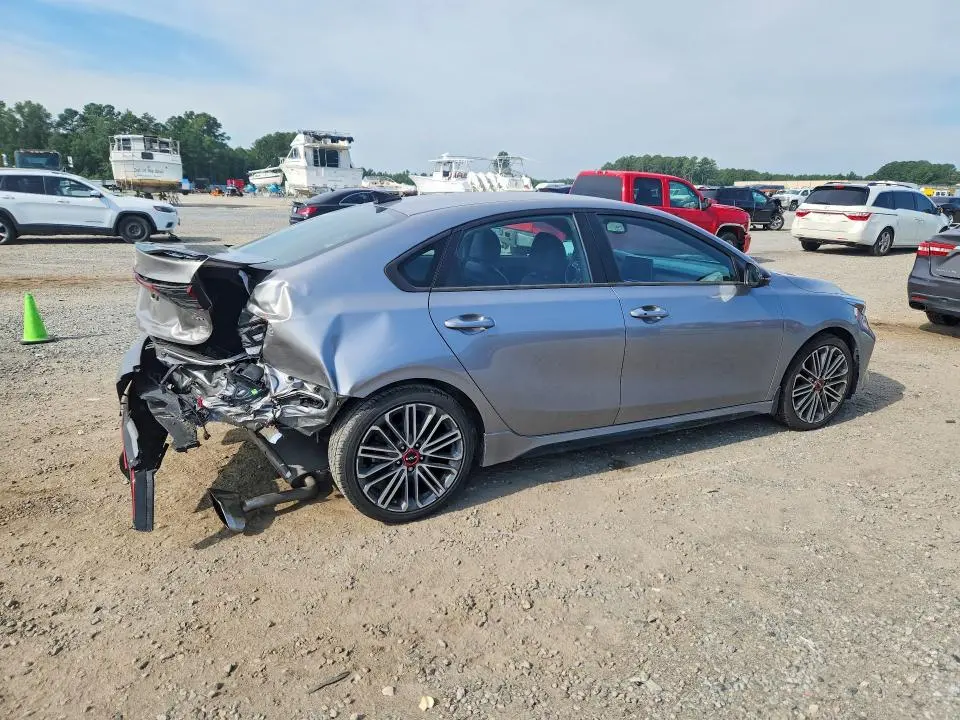 2023 KIA FORTE GT  