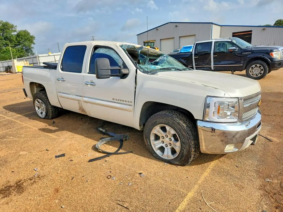 2012 CHEVROLET SILVERADO C1500 LT  