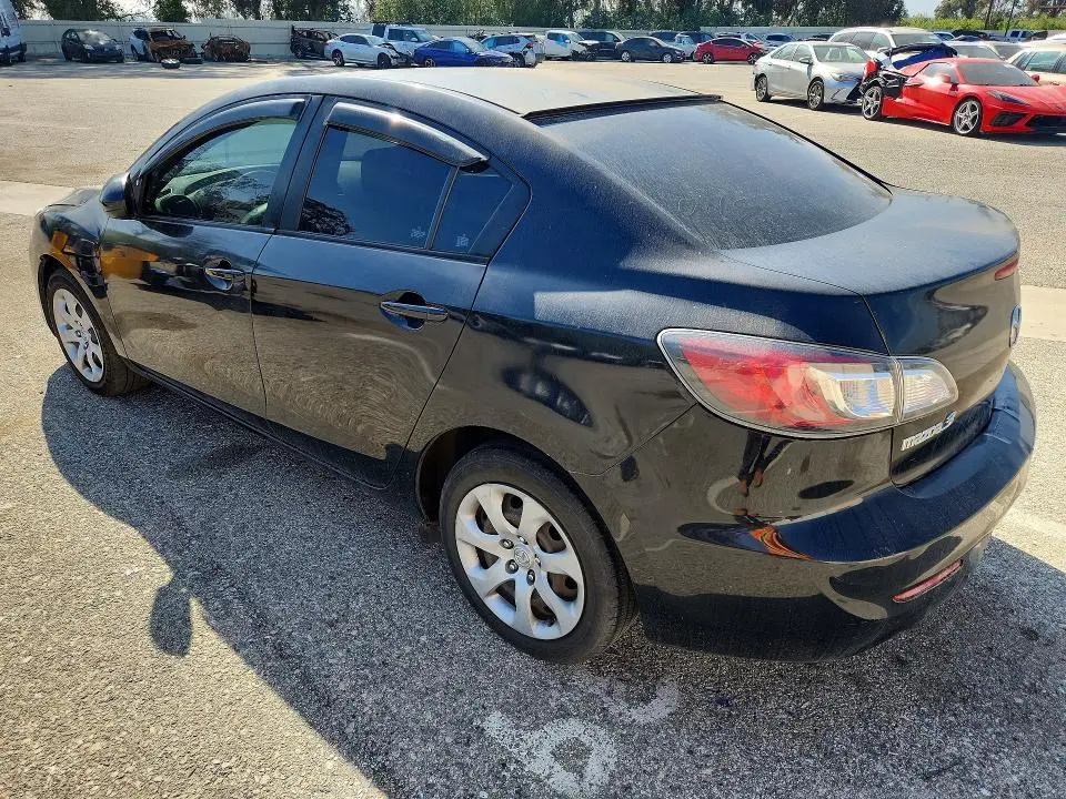 2013 MAZDA 3 I  