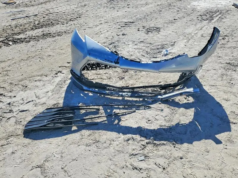 2022 TOYOTA SIENNA LE  