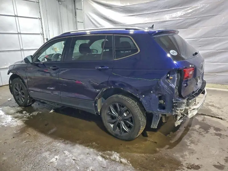 2022 VOLKSWAGEN TIGUAN SE  