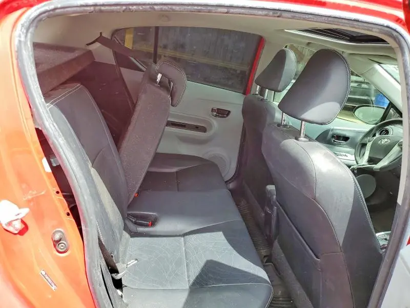 2012 TOYOTA PIRUS   