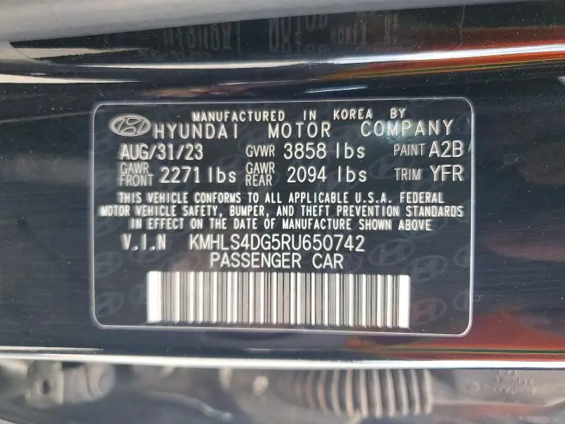 2024 HYUNDAI ELANTRA SEL  