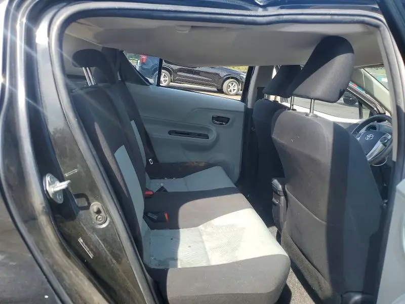 2014 TOYOTA PRIUS C TWO  