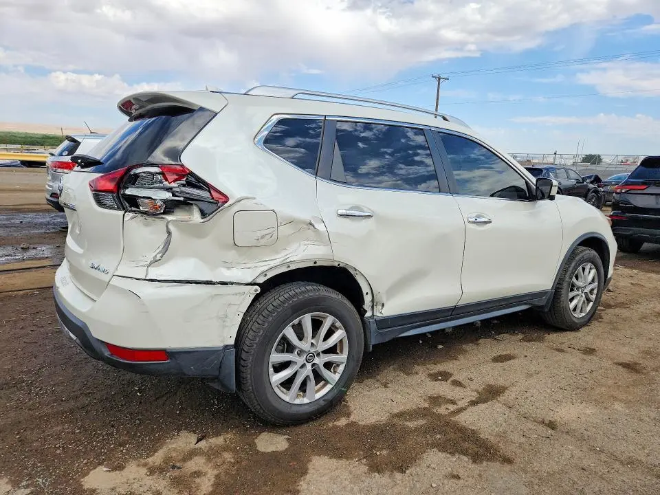 2018 NISSAN ROGUE SV  