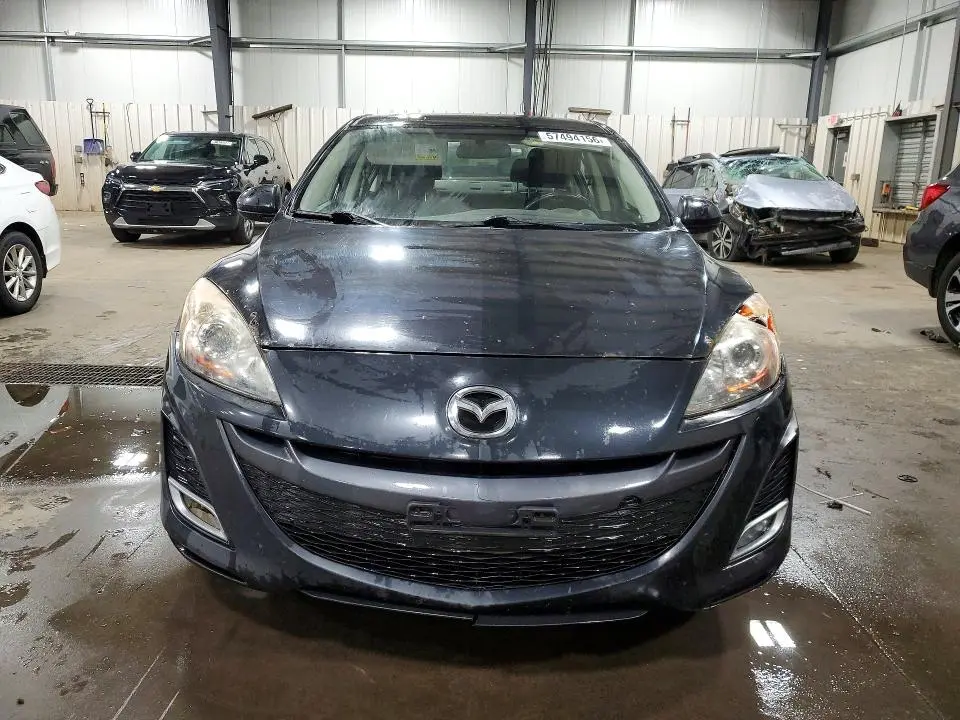 2011 MAZDA 3 S  