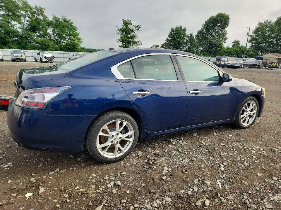 2013 NISSAN MAXIMA 3.5 SV  