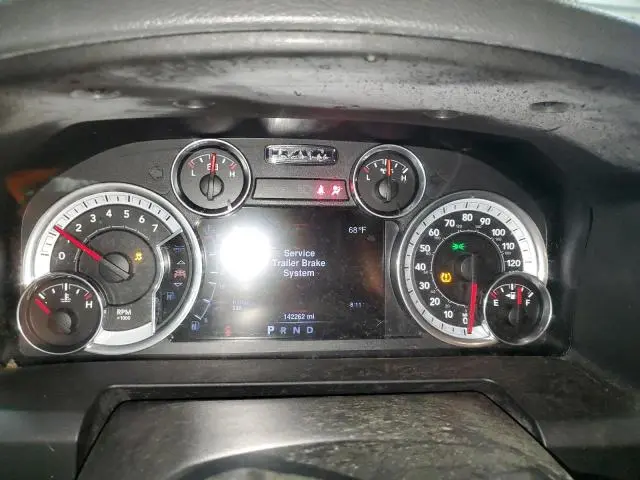 2016 RAM 1500 SLT