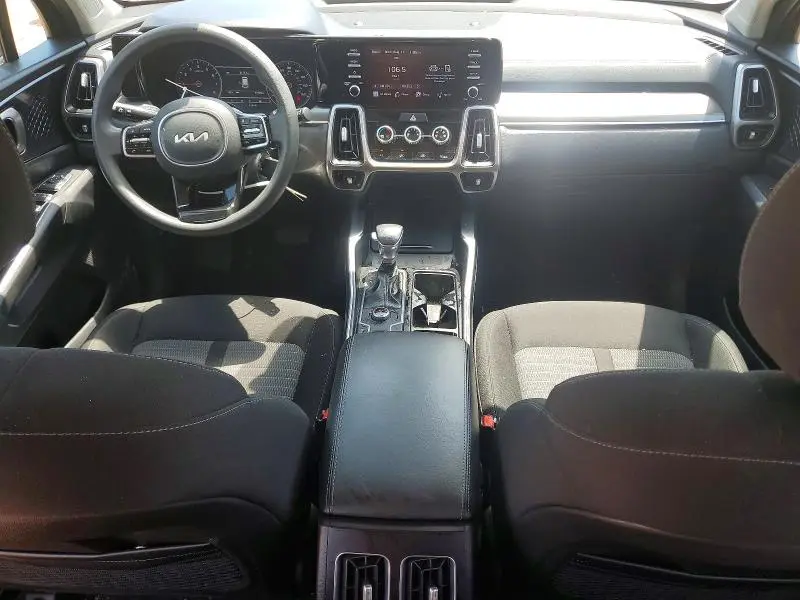 2022 KIA SORENTO LX  