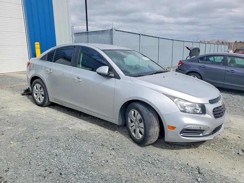 2015 CHEVROLET CRUZE LT  