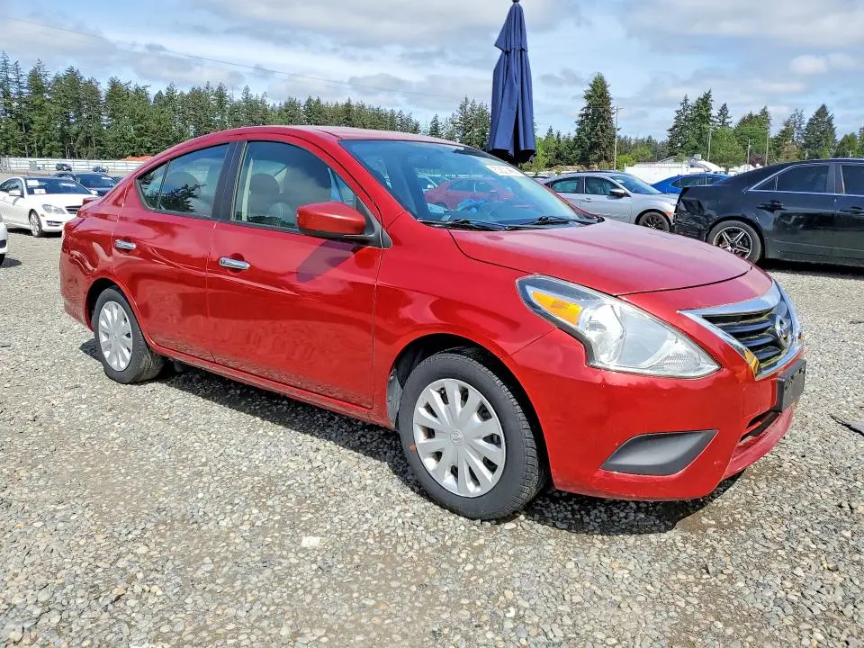 2015 NISSAN VERSA 1.6 SV  