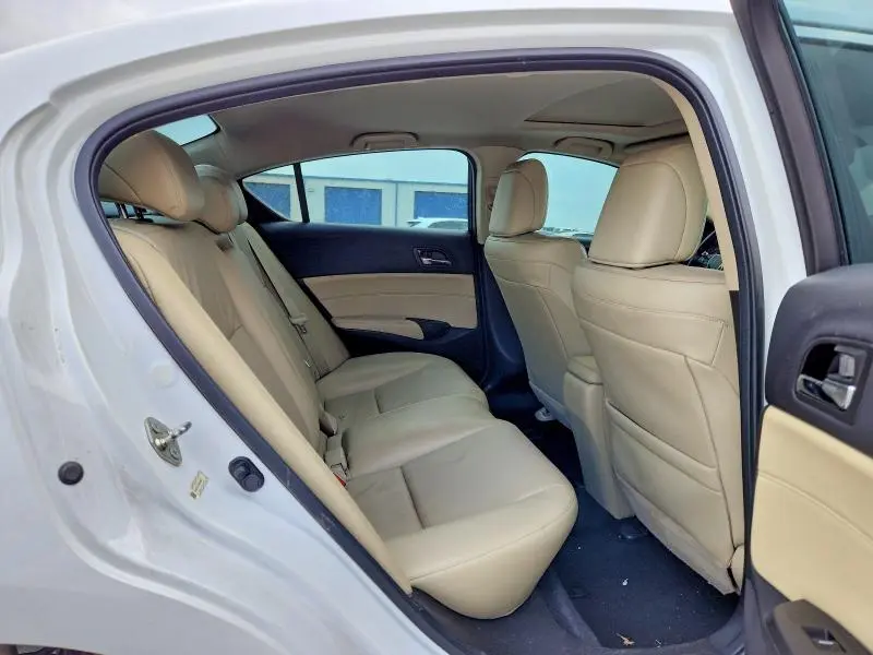 2013 ACURA ILX 20 TECH  