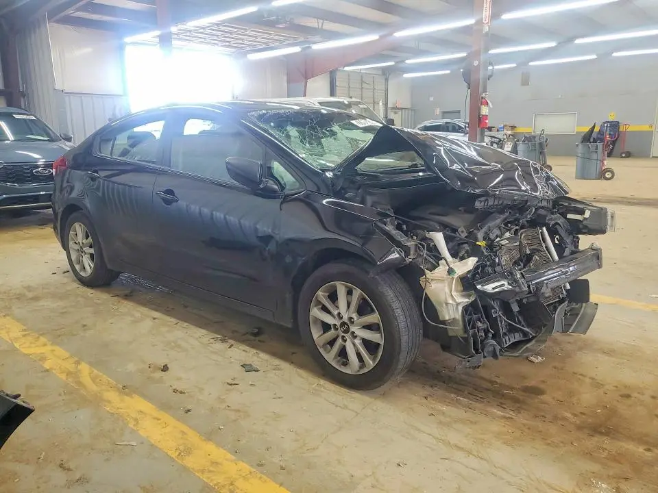 2017 KIA FORTE S  