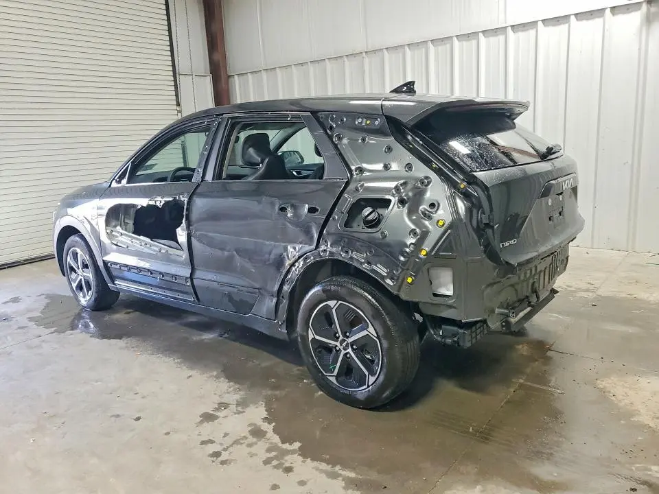 2026 KIA NIRO LX  