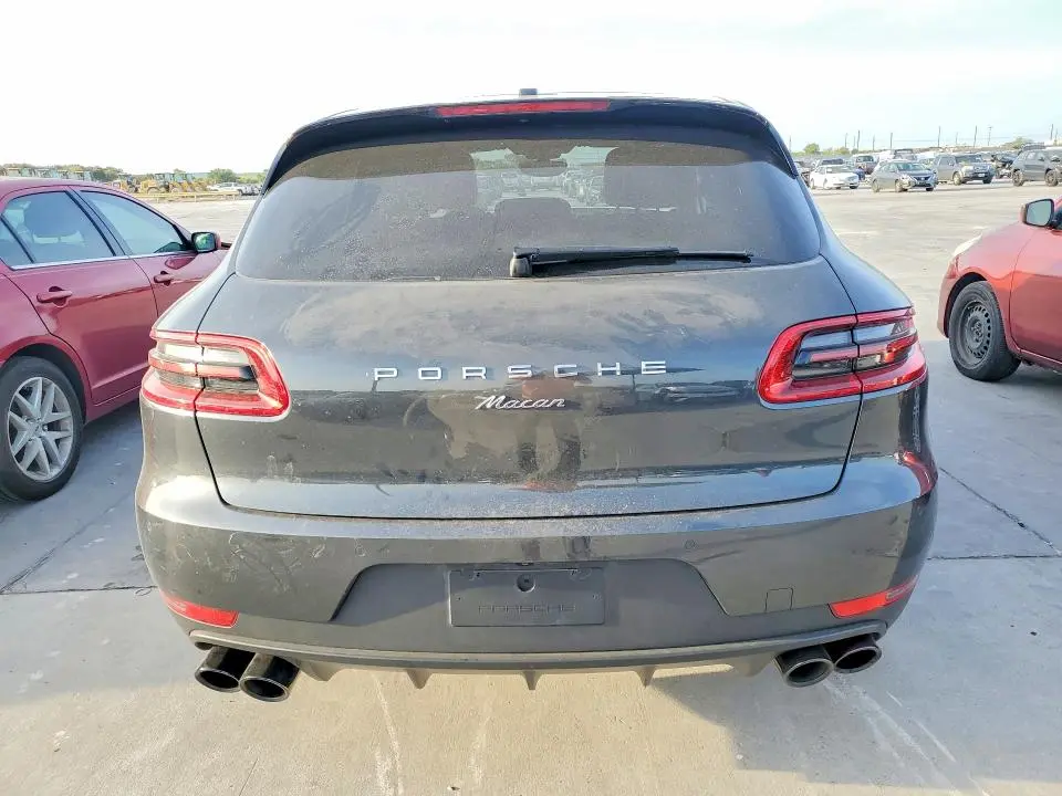 2018 PORSCHE MACAN MACAN  