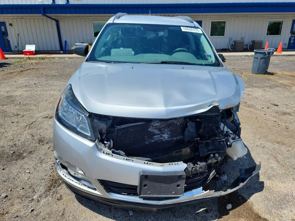 2014 CHEVROLET TRAVERSE LS  