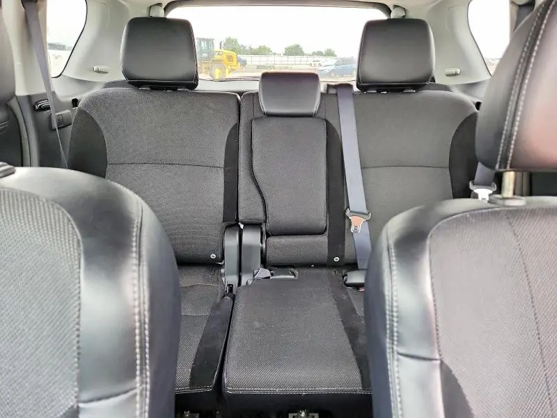 2012 MITSUBISHI OUTLANDER SE  