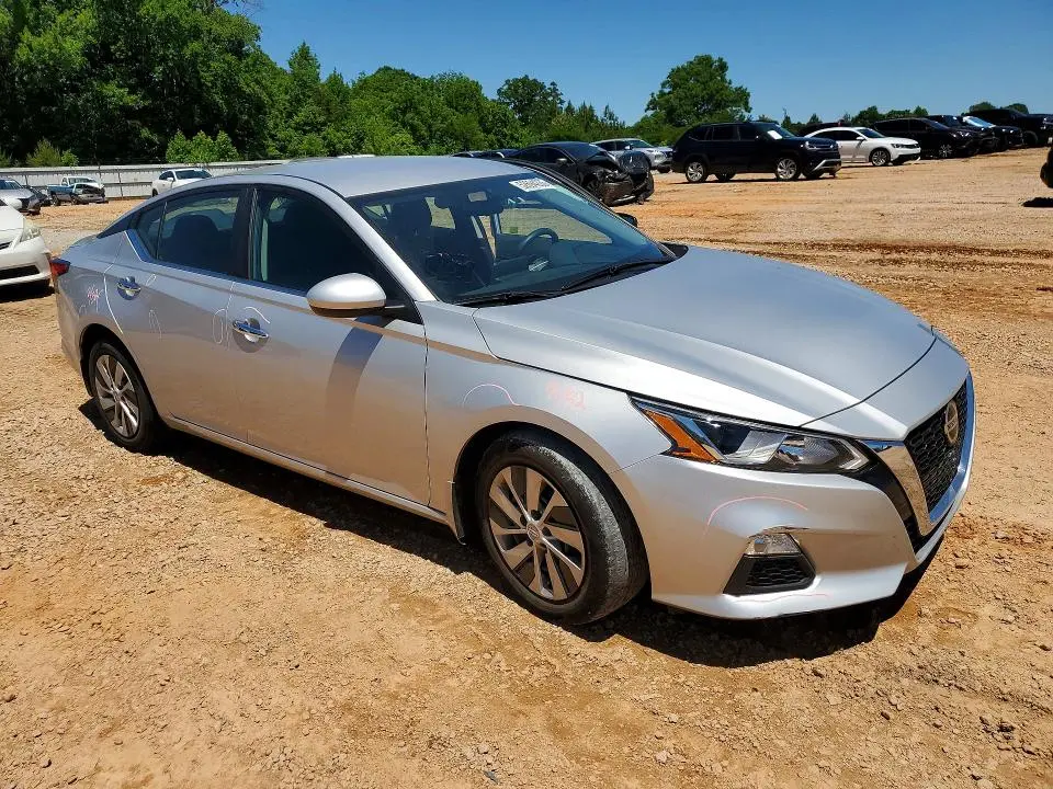 2020 NISSAN ALTIMA S  