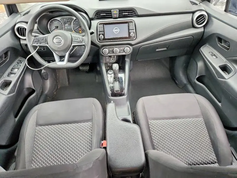 2021 NISSAN VERSA S  