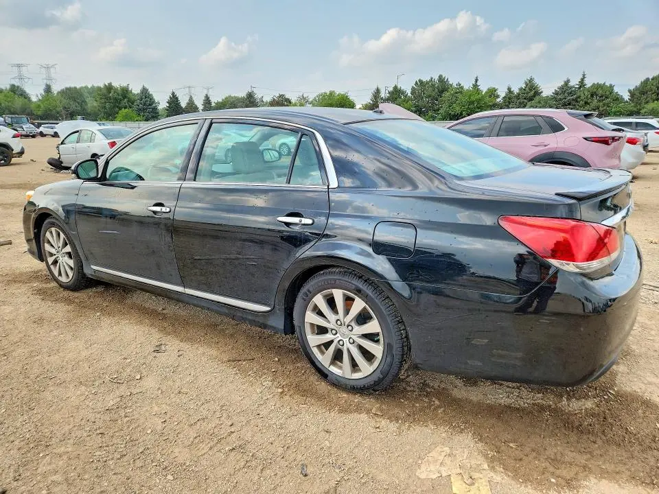 2011 TOYOTA AVALON LIMITED  
