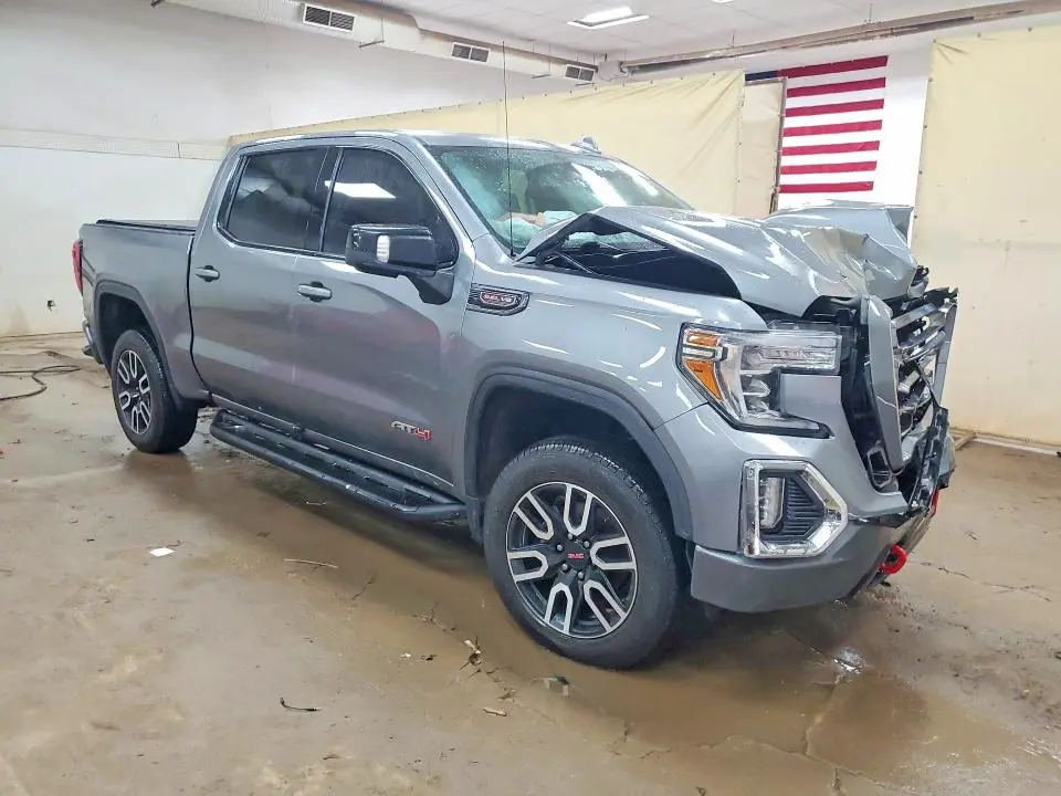 2021 GMC SIERRA K1500 AT4  