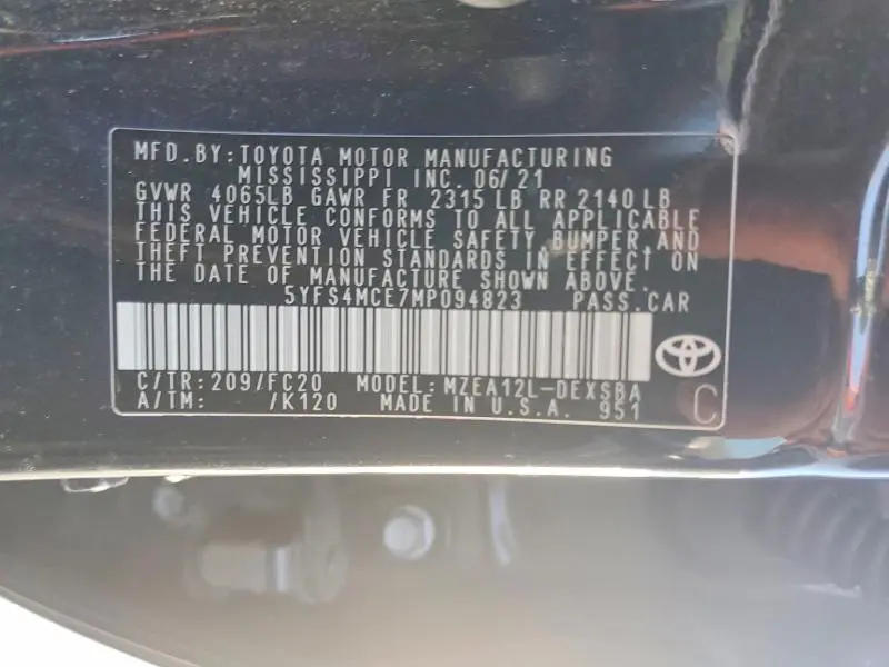 2021 TOYOTA COROLLA SE  