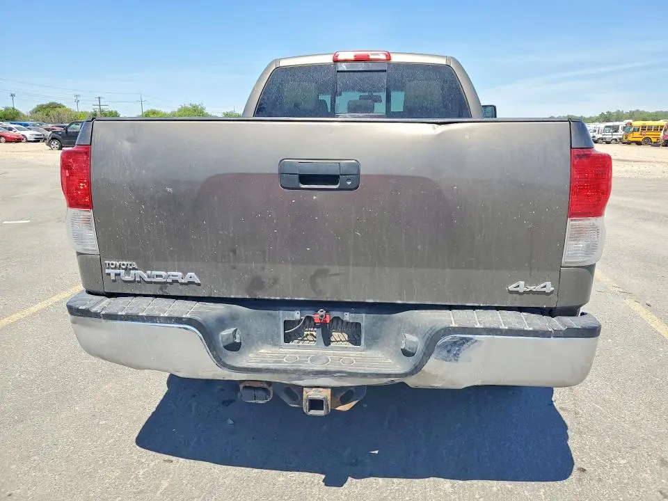 2010 TOYOTA TUNDRA DOUBLE CAB SR5  