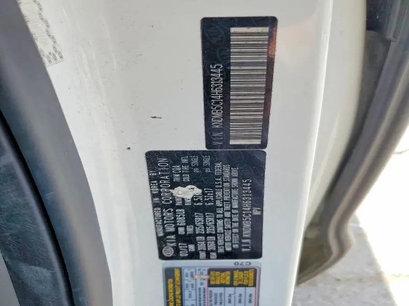 2017 KIA SEDONA LX  