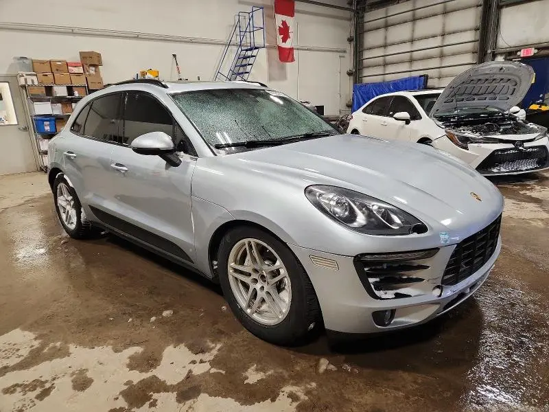 2015 PORSCHE MACAN S  