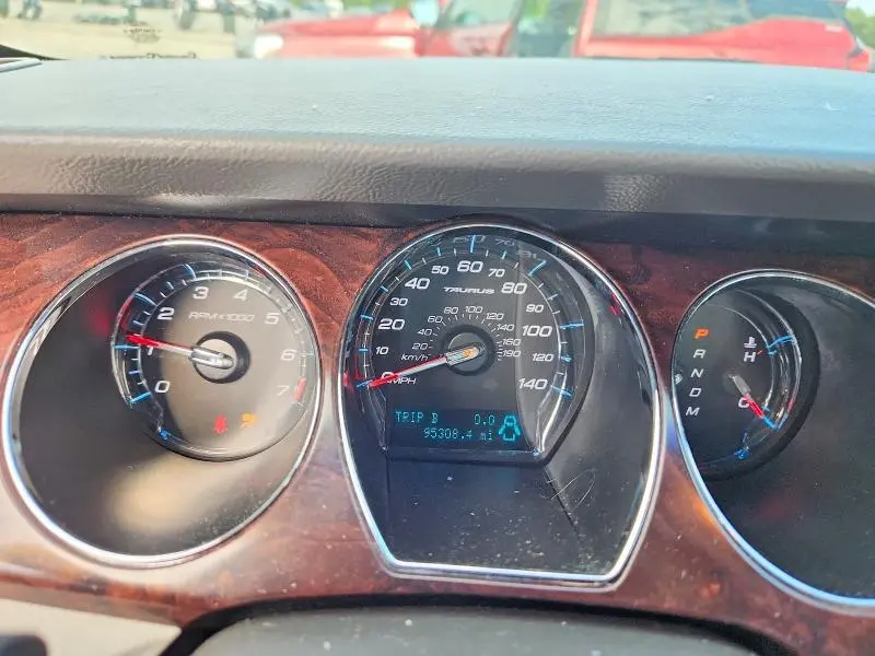2012 FORD TAURUS LIMITED  