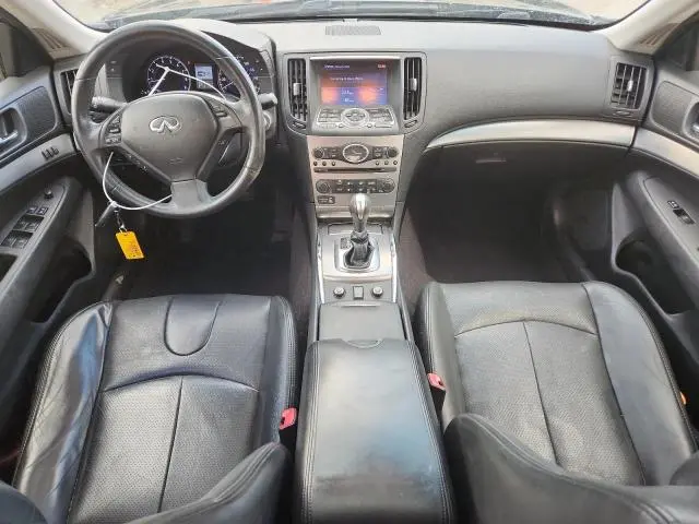 2013 INFINITI G37   