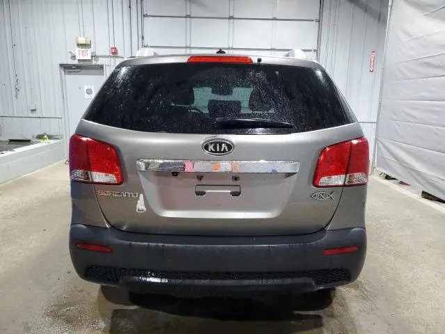 2011 KIA SORENTO BASE  