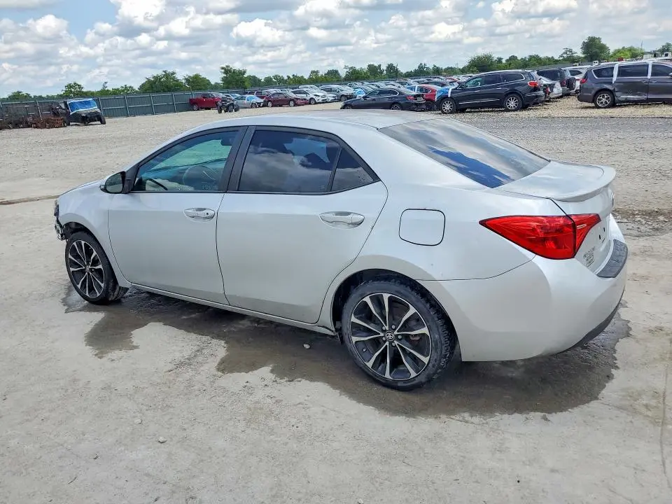 2018 TOYOTA COROLLA SE  