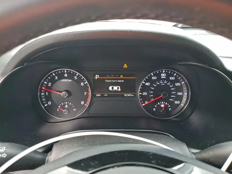 2023 KIA FORTE GT LINE  