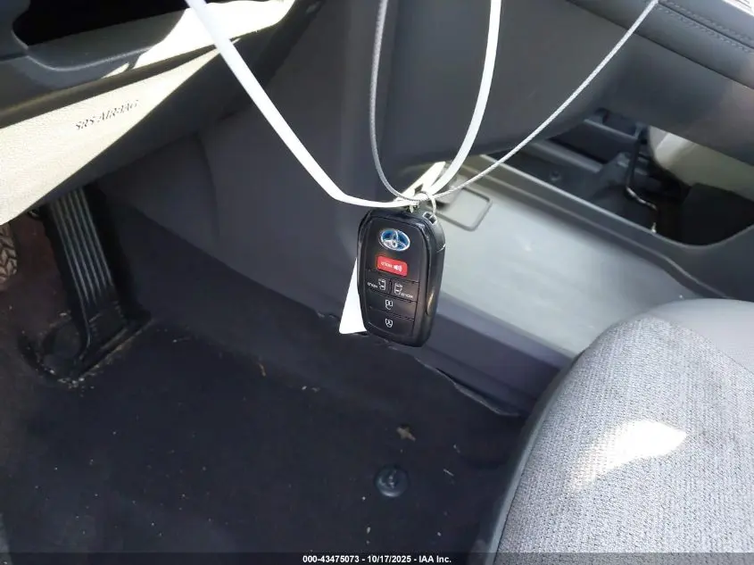 2022 TOYOTA SIENNA LE