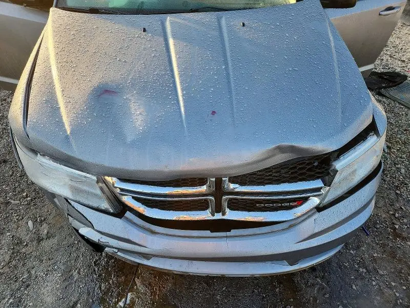 2020 DODGE JOURNEY SE  