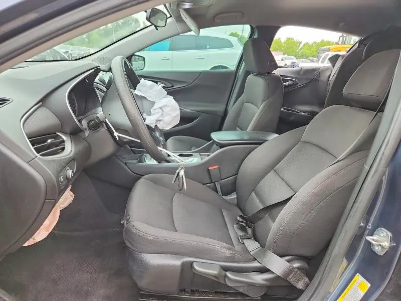 2019 CHEVROLET MALIBU LS  