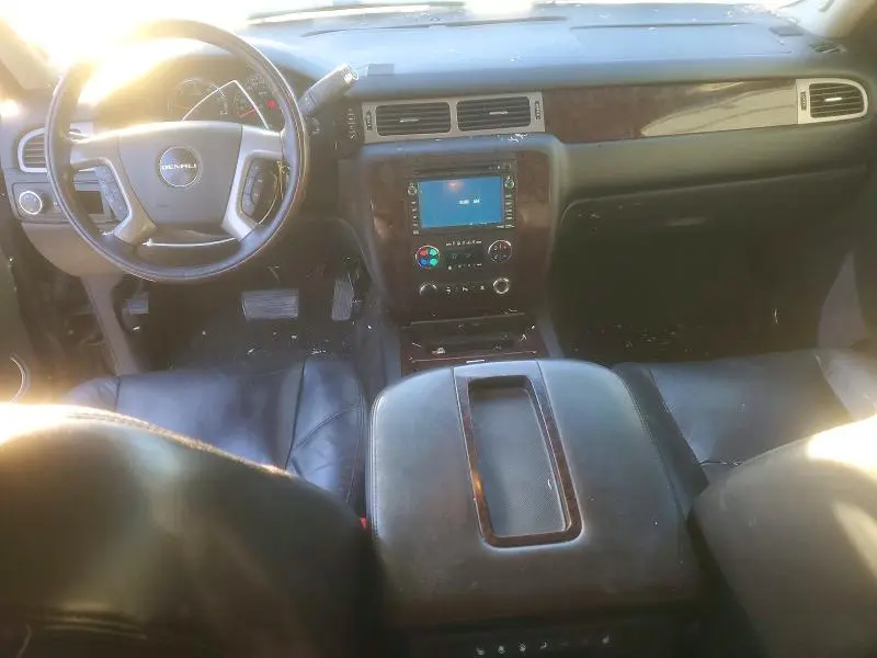 2011 GMC YUKON DENALI  