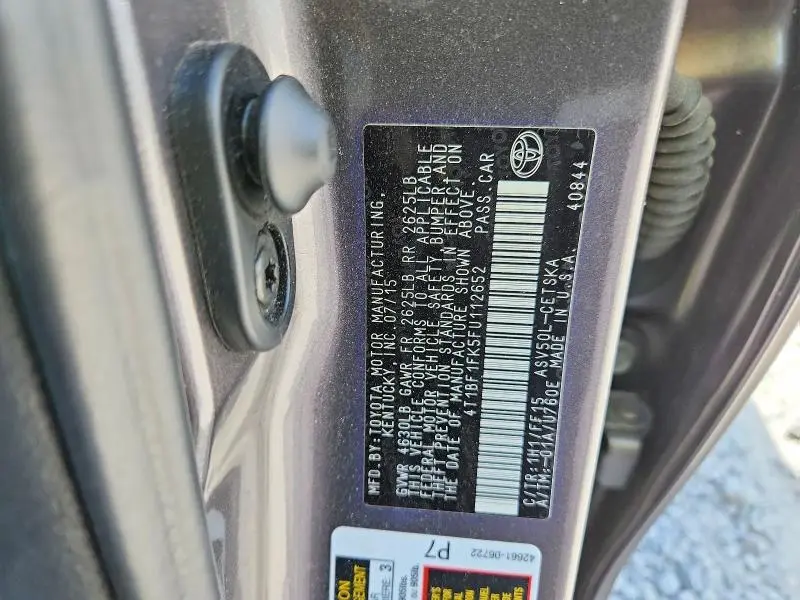 2015 TOYOTA CAMRY SE  