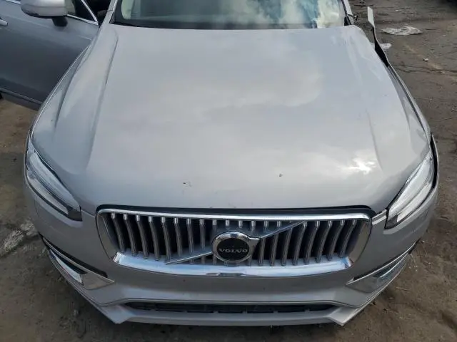 2024 VOLVO XC90 PLUS  