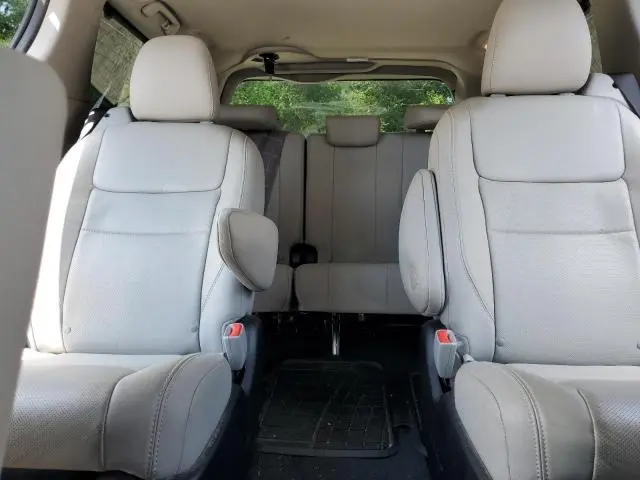 2015 TOYOTA SIENNA XLE  