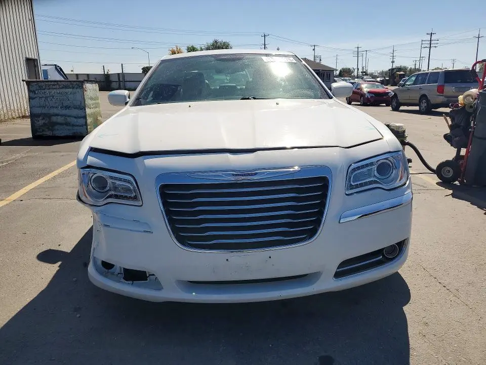 2014 CHRYSLER 300   