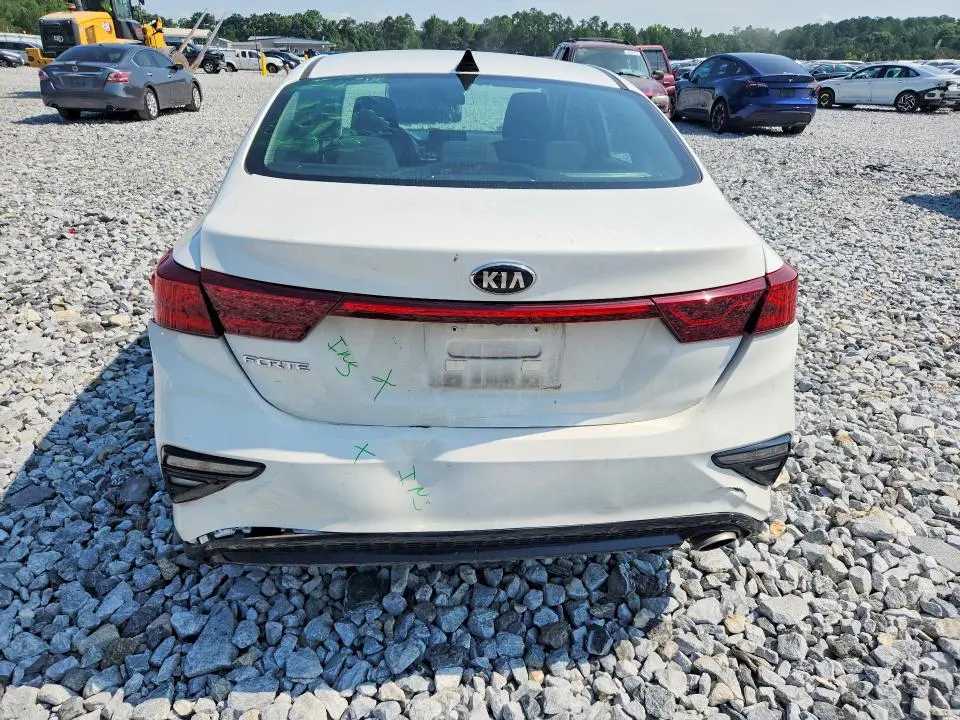 2019 KIA FORTE LXS  