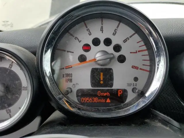 2011 MINI COOPER S  